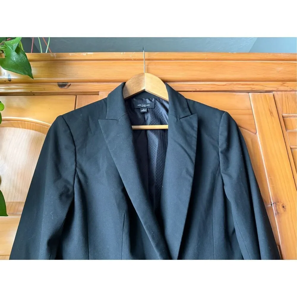 Ann Taylor one button Classic blazer in stretch Cotton Shorts ZS 6